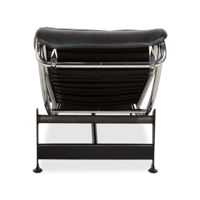 Bauhaus LC 4 Chaise Lounge in Black Leather by Le Corbusier for Cassina For Sale - Image 13 of 16