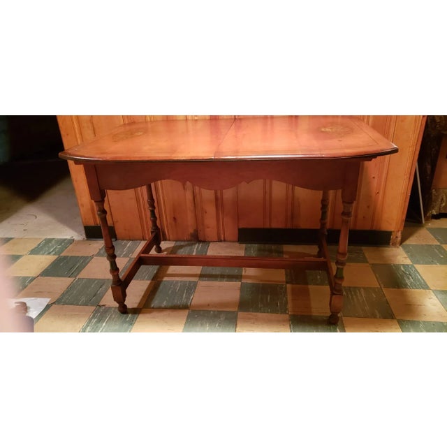 1940s Vintage Dining Table and Chairs With Details - Set of 5 For Sale In Boston - Image 6 of 7