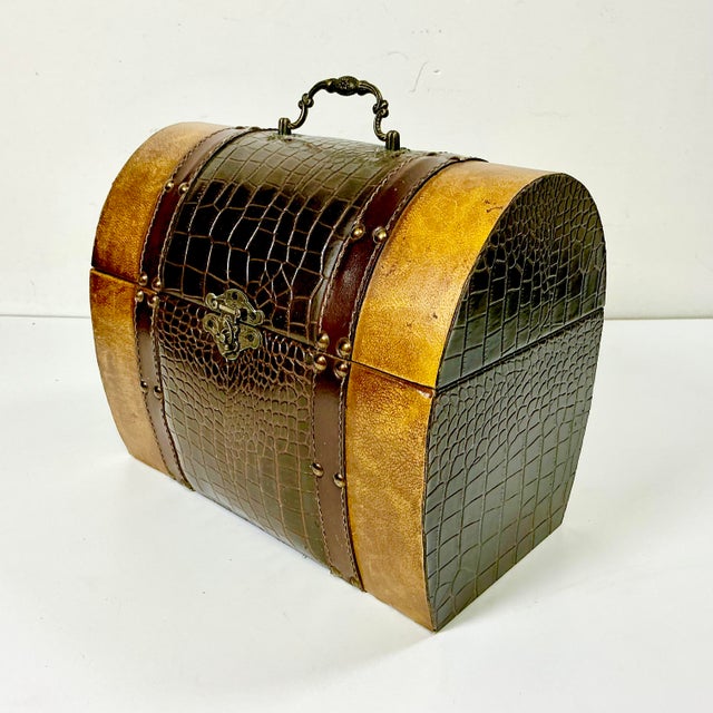 Ralph Lauren 1980s Vintage Americana Boho Chic Wood and Faux Alligator Leather Box, After Ralph Lauren For Sale - Image 4 of 16
