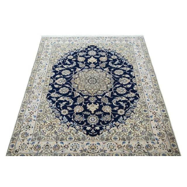 Hand-Knotted Nain Rug with Floral Medallion For Sale - Image 4 of 12