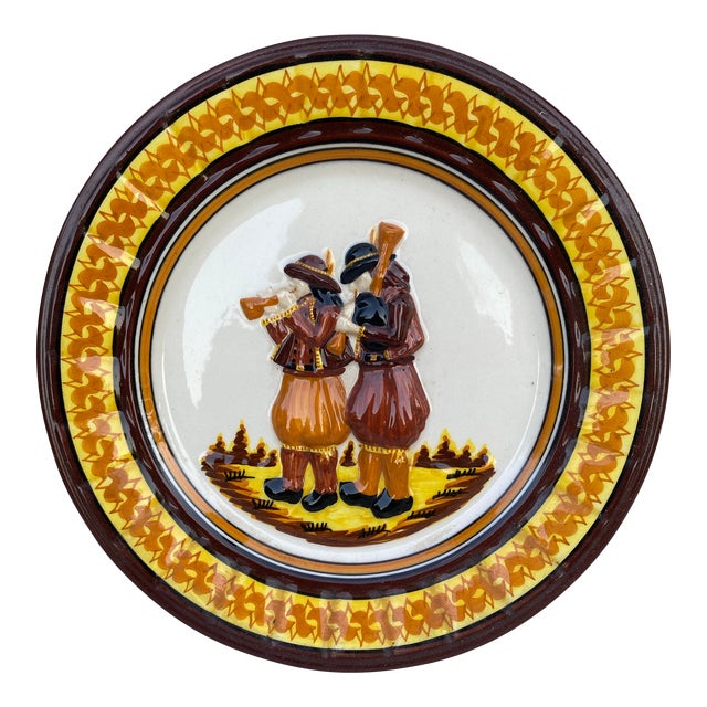 French Faience Plate Musiciens Quimper Circa 1950 For Sale