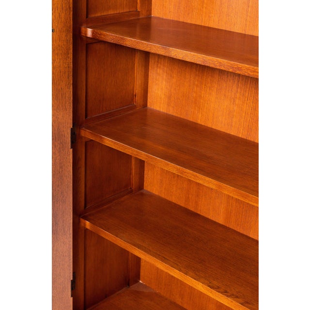 Mission Leaded Glass Bookcase With Lock & Key - Walnut For Sale In Chicago - Image 6 of 17