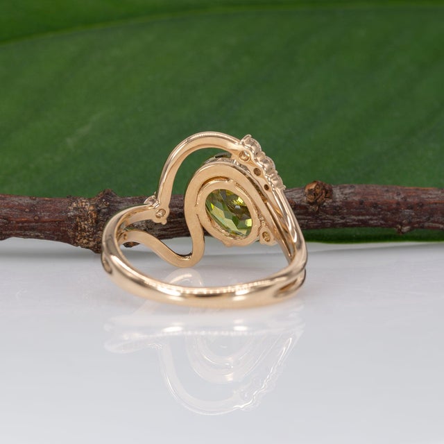 2.6Ct Sphene Ring With Earth-Mined Diamond Accents: Solid 14k Gold, Size 6.75 For Sale - Image 9 of 10