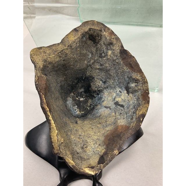 1970s Bronze, Patinated Manta Ray Sculpture on Rocky Base - attributed to Robert Wyland For Sale In Raleigh - Image 6 of 7
