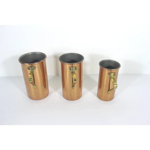 Vintage Copper Measuring Cups Brass Handles- Set of 3 For Sale - Image 4 of 7