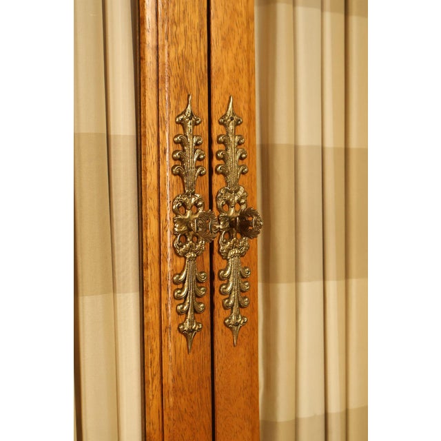 Daniel Jones Inc. Custom Regency Style Bookcase or China Cabinet For Sale - Image 16 of 18
