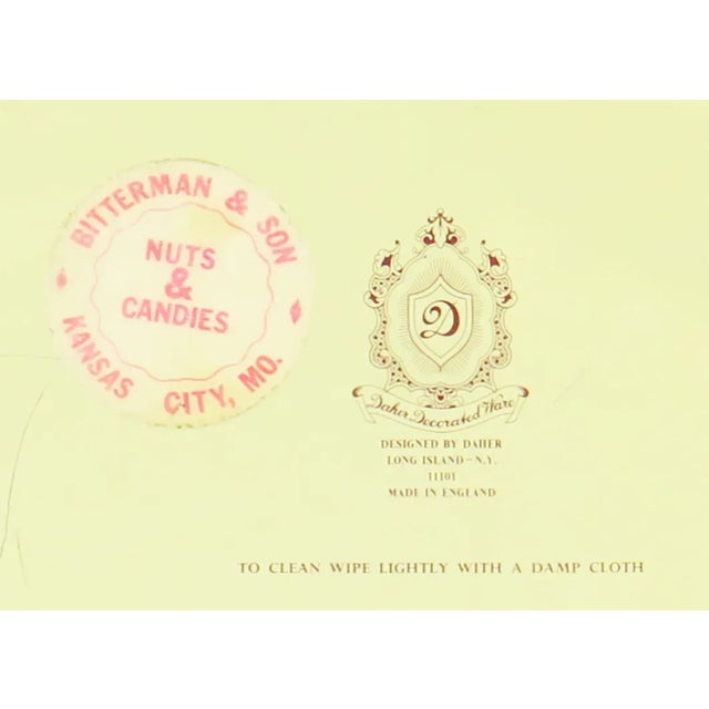 English English Daher Tole Metal Tray - Montmartre / Moulin Rouge Paris Scene For Sale - Image 3 of 3