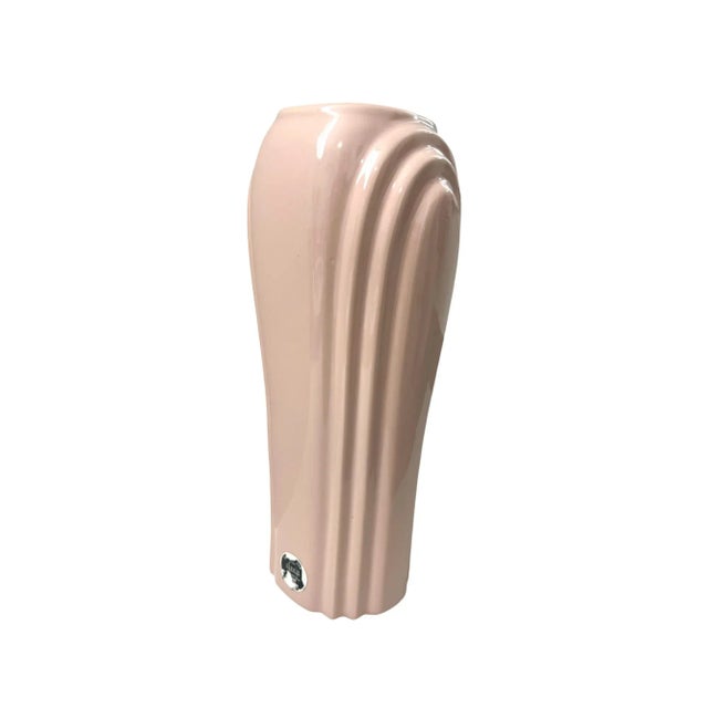 1980s Vintage Harris Postmodern Large Ribed Pink Ceramic Vase 1980s Deco Drape Ribbed Accent For Sale - Image 5 of 7
