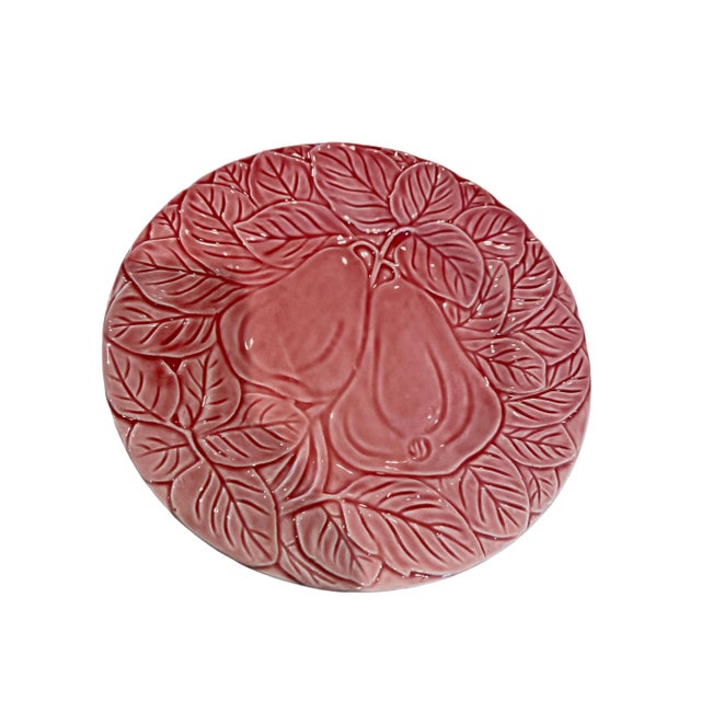 1970s Vintage Set Bordallo Pinheiro Majolica Rose-Pink Plates Each One With Different Fruit - 6 Plates For Sale - Image 5 of 11