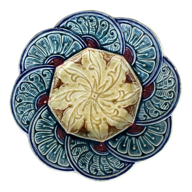 Belgium Majolica Flowers Plate Wasmuel, Circa 1880 For Sale