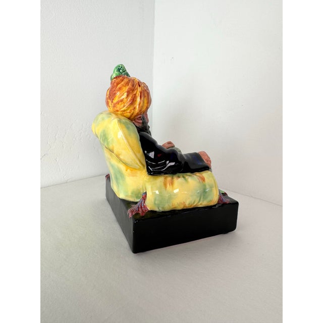 1950s Vintage Royal Doulton Figurine ~ "Abdullah" ~ Hn 2104 For Sale - Image 5 of 12