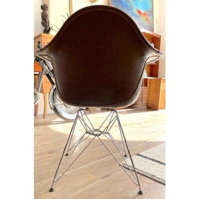 Shell Chairs in Leather, Set of 4 For Sale - Image 4 of 5
