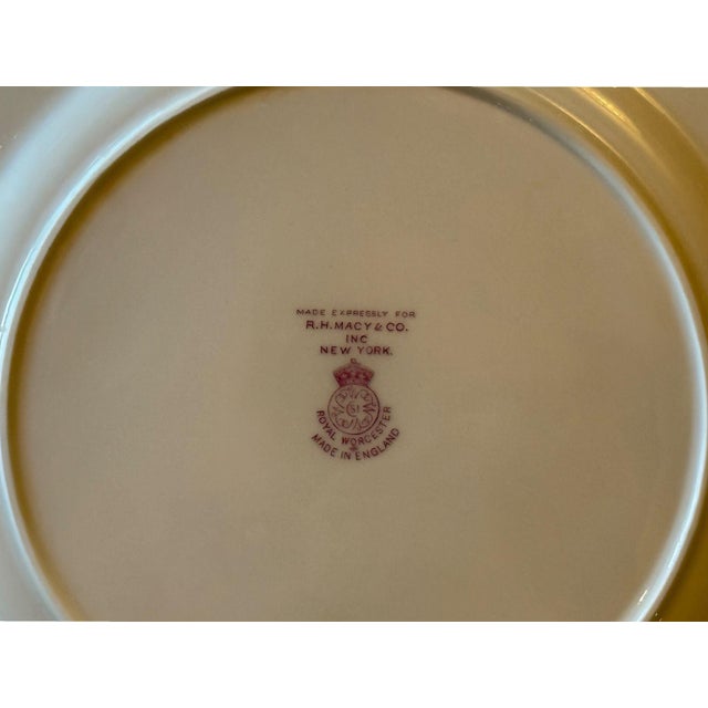 Gold Early 20th Century Set of Twelve Royal Worcester England Gilt Dinner Plates for r.h. Macy. New York For Sale - Image 8 of 8