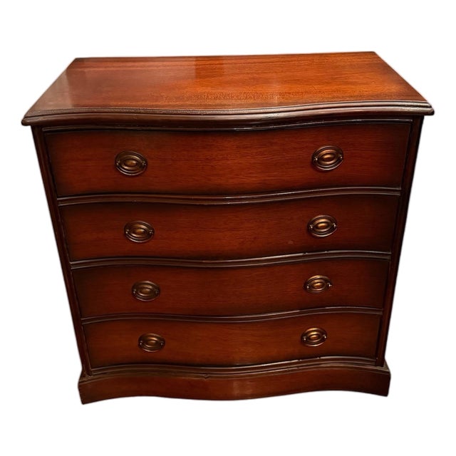 1940s Cordell Mahogany Serpentine Bachelor’s Chest Dresser or Entryway Chest For Sale