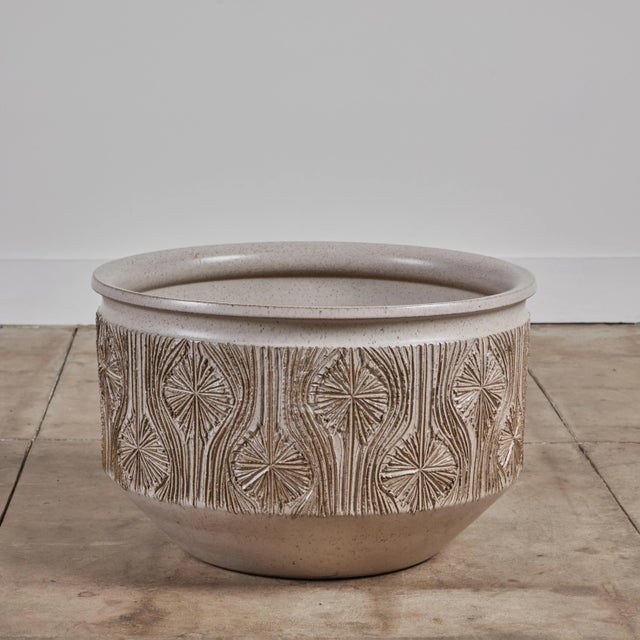 1970s David Cressey & Robert Maxwell “Teardrop Sunburst” Bowl Planter for Earthgender For Sale - Image 5 of 11