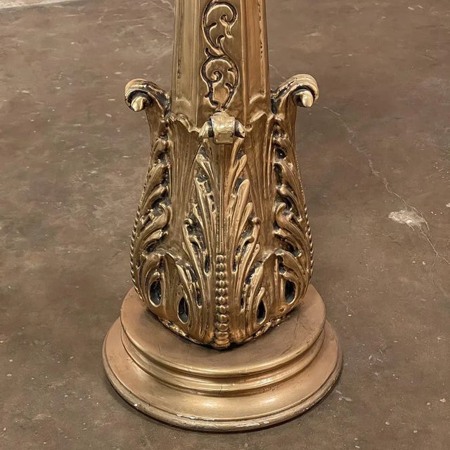 * antique pedestal ୨୧ * 19世紀 アンティークの 台座 Pair of marble and carved giltwood antique tripod pedestals