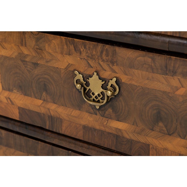 Antique Dutch Oyster-Veneered Walnut Chest of Drawers, 1600s For Sale - Image 6 of 9