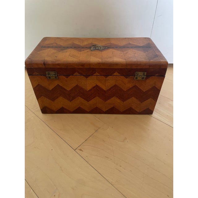 Handmade Antique Wooden Box With Geometric Herringbone Chevron Parquetry Inlay For Sale In Chicago - Image 6 of 12