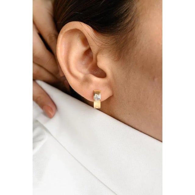 Modern Deco Style Pear Cut Diamond 18k Gold Chunky Hoop Earrings- A Pair For Sale - Image 4 of 9