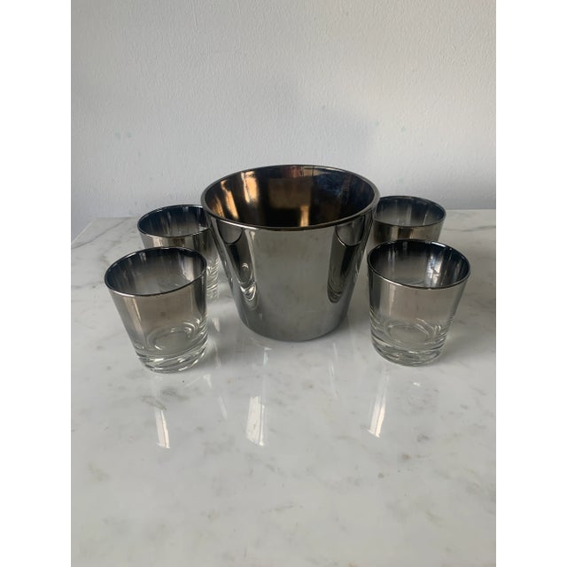 Mid-Century Modern Mid-Century Modern Vitreon Queens Silver Lusterware Old Fashioned Glasses & Ice Bucket Cocktail Set- 5 Pieces For Sale - Image 3 of 12
