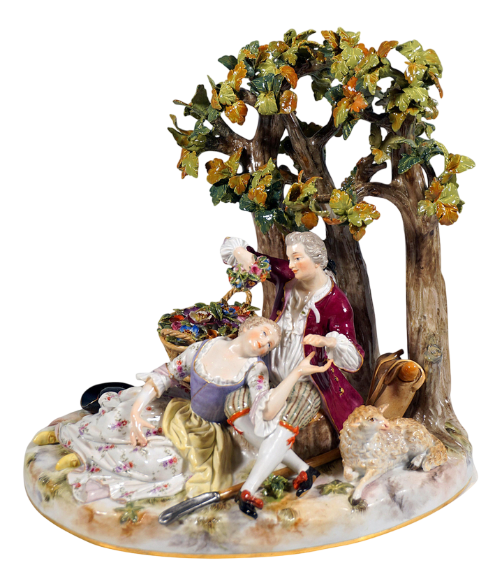 shpherd-couple-under-trees-