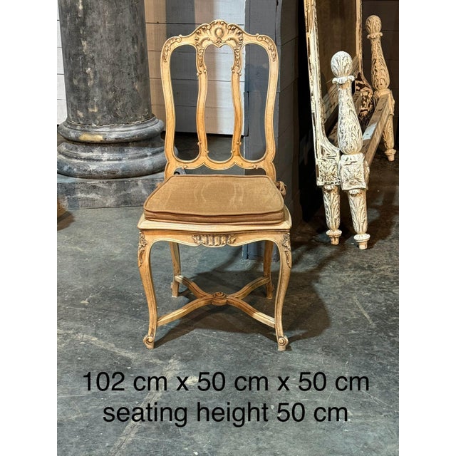 Wood French Oak Farmhouse Dining Chairs, 1900s, Set of 18 For Sale - Image 7 of 18