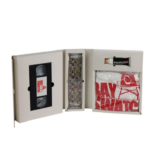 White Vintage Bay Watch from Swatch, 1997 For Sale - Image 8 of 8