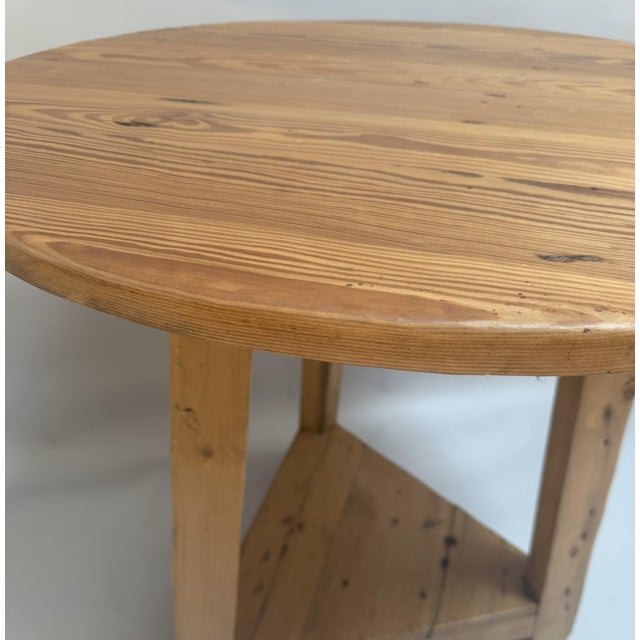 Early 19th Century English Pine Cricket Table With Triangular Base Shelf For Sale - Image 10 of 10