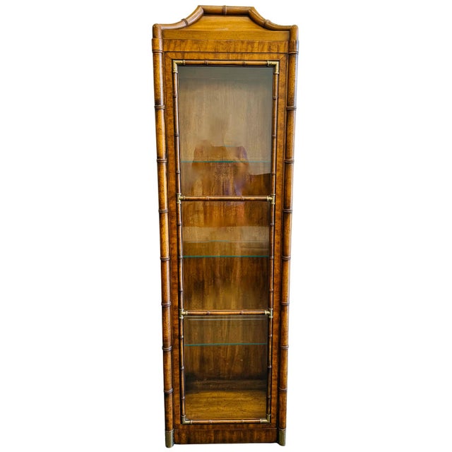 Weiman Vintage Weiman Hollywood Regency Faux Bamboo & Brass Glass Display Cabinet For Sale - Image 4 of 17