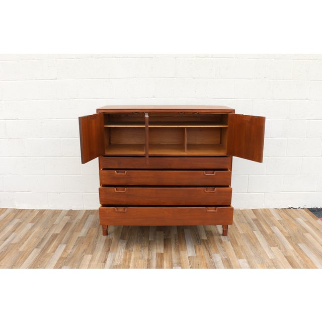 John Stuart for Mt. Airy “Janus Collection” Mid-Century Walnut Highboy Dresser, C. 1970s For Sale - Image 10 of 18