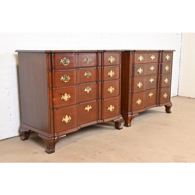 English Kindel Furniture Georgian Carved Mahogany Block Front Chests of Drawers, Newly Refinished For Sale - Image 3 of 12