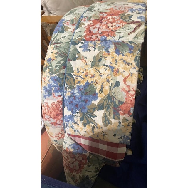 1990s Round Colorful Blue Pink Yellow Floral Cocktail Ottoman For Sale - Image 10 of 10