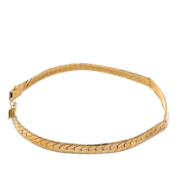 Vintage 14k Yellow Gold Fish Link Id Bar Bracelet For Sale - Image 4 of 7