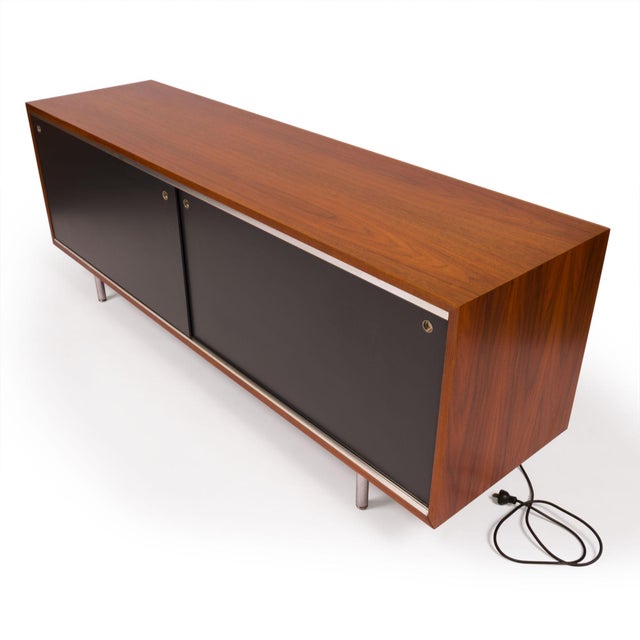 George Nelson 8000 Executive Series Credenza for Herman Miller in Walnut For Sale - Image 9 of 9