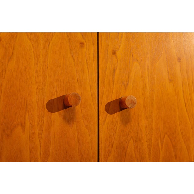 Mod. Scuderia Highboard in Walnut by Scarpa for Bernini, Italy, 1970s For Sale - Image 12 of 13