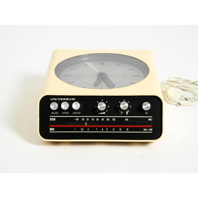 1970s Universum Wall Clock with Radio by Adriano Rampoldi for Quelle Versand, 1970s For Sale - Image 5 of 18