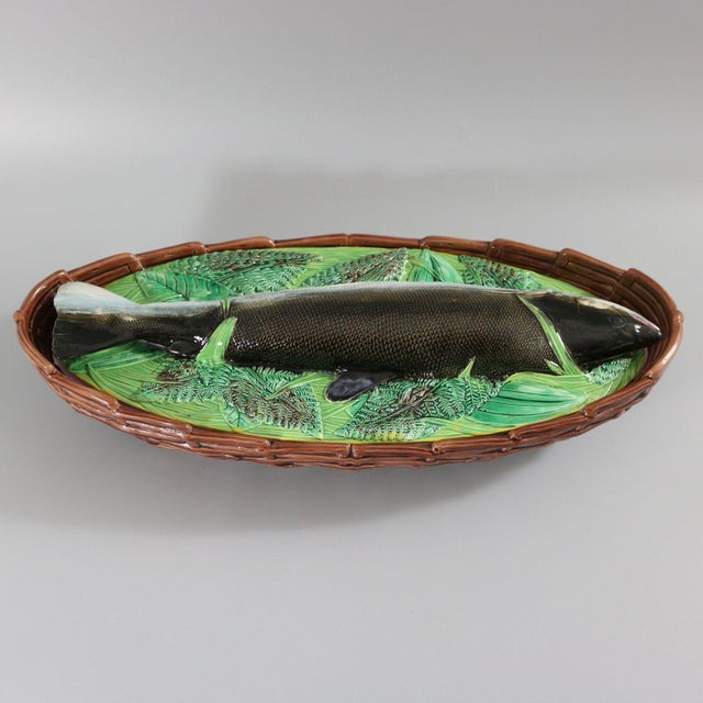 George Jones Majolica Salmon Tureen For Sale - Image 4 of 12