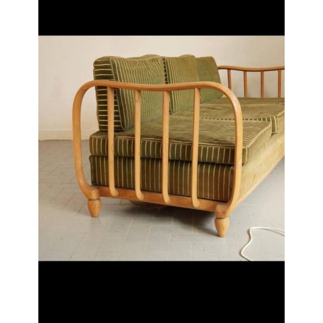 Italian Wall Sofa, 1950s, in Very Good conditions. Designed 1950 to 1959