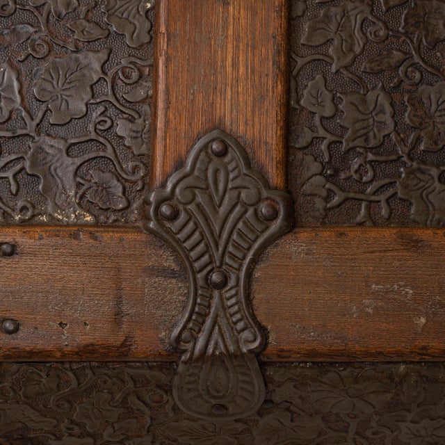 19th Century French Wooden Trunk For Sale - Image 14 of 18
