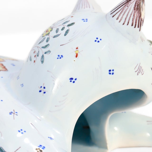 French Desvres Faience Figural Cat Wall Pocket Vase or Bouquetière by Geo Martel For Sale - Image 13 of 16