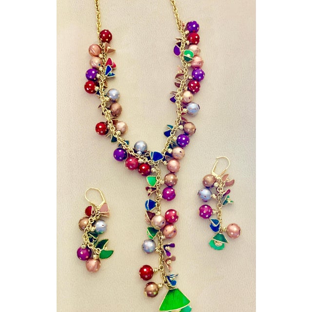 52 Gm 18 Karat Multi-Color Enamel Gold Necklace and Earring Suite Bridal Set For Sale - Image 9 of 18