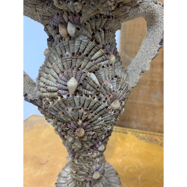 1920s 1920s French Decorative Terra Cotta Vase Encrusted With Sand & Tiny Sea Shells For Sale - Image 5 of 10