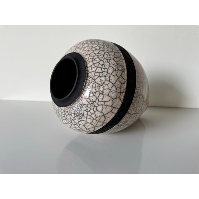 1980s 1980s Vintage Black and White Crackled Glazed Studio Pottery Vase For Sale - Image 5 of 9