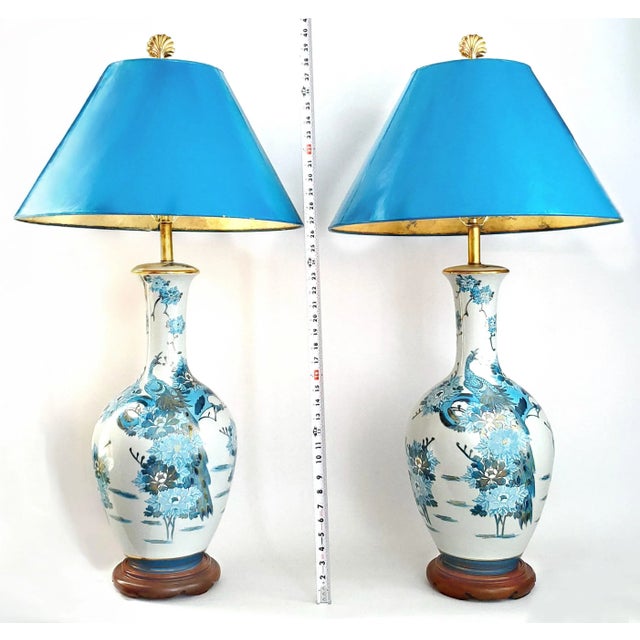 Cerulean Huge Lamp Pair Blue & Metallic Gold Hand Painted Peacocks 1960s Kutani For Sale - Image 8 of 18