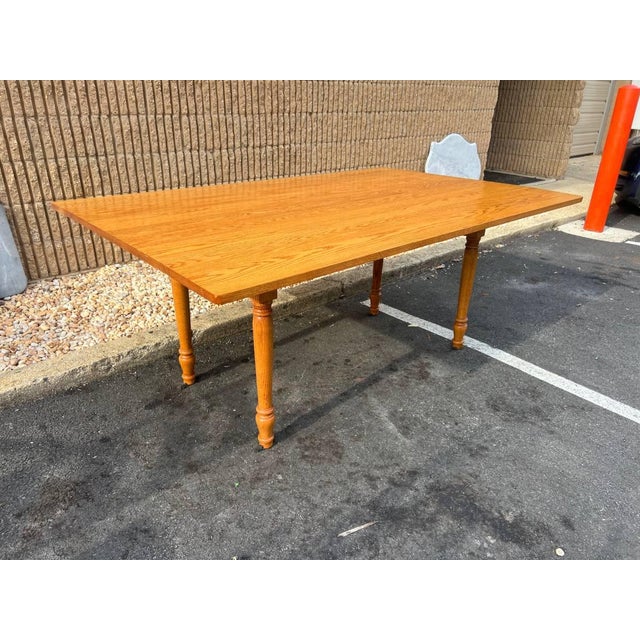 American Tom Seely Furniture Shaker Style Solid Oak Dining Table and 8 Ladder Back Dining Chairs. - Set of 9 For Sale - Image 3 of 12