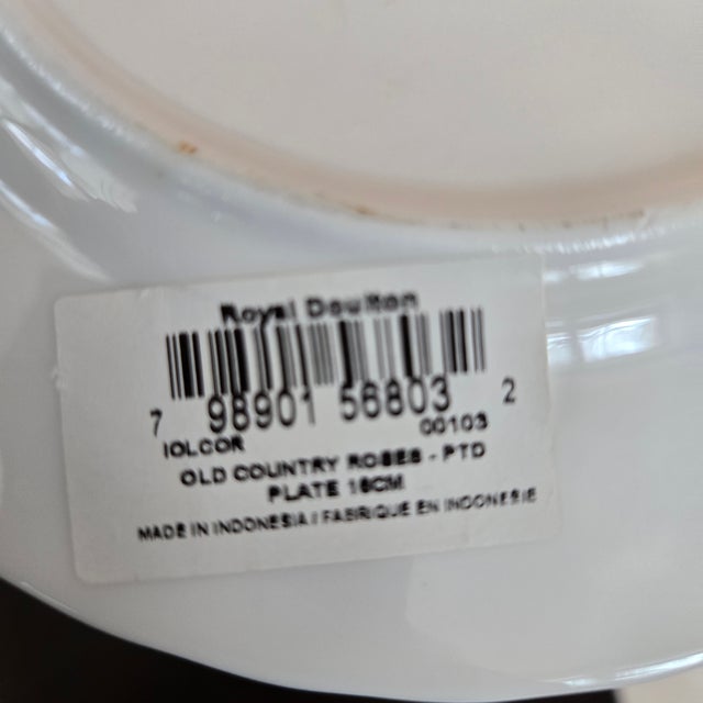 Royal Albert Old Country Roses Plates Dinner Salad and Bread New - Set of 3 For Sale - Image 9 of 9