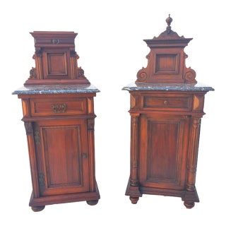 Antique 1900s French Solid Walnut Marble Top Louis Nightstands / Bedside Tables - Set of 2 For Sale