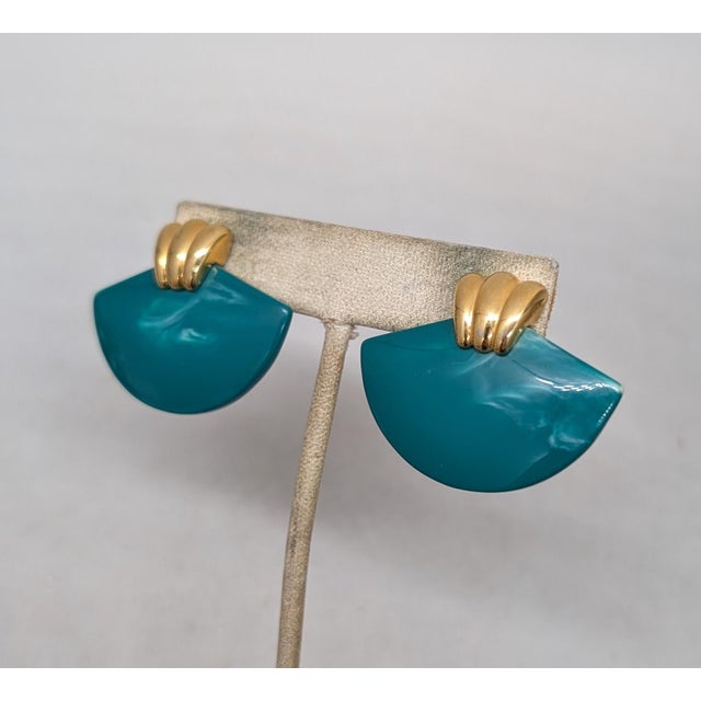 American Vintage 1980s Signed Monet Goldtone Green Marbled Pierced Earrings-2 Pieces For Sale - Image 3 of 8