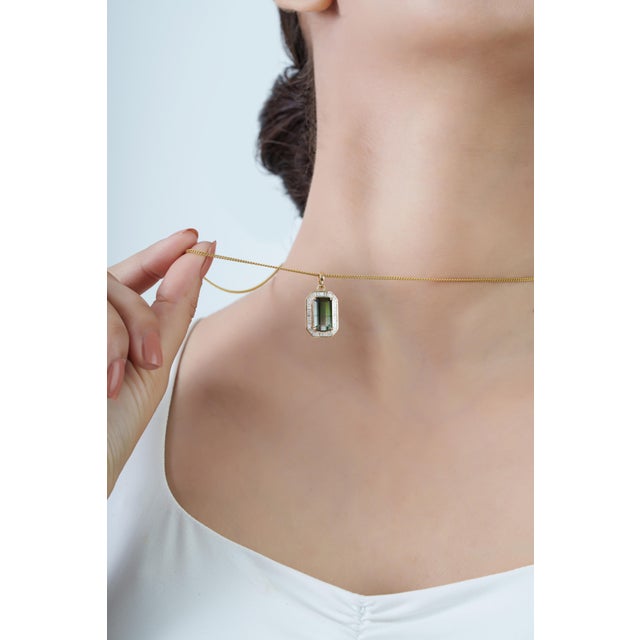 Kelly Green 5.5ct Emerald Cut Green Tourmaline & Baguette Diamond Pendant in 14k Yellow Gold For Sale - Image 8 of 12