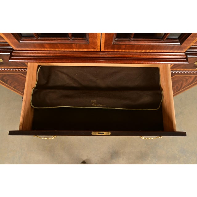 Wood Councill Craftsmen Georgian Banded Flame Mahogany Lighted Breakfront Bookcase Cabinet For Sale - Image 7 of 17